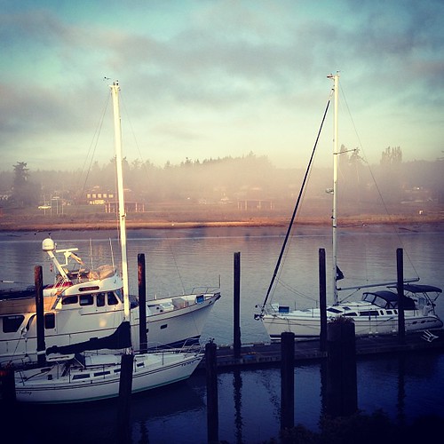 morning autumn usa fall fog sunrise square washington october view weekend getaway squareformat onthewater iphoneography instagramapp xproii uploaded:by=instagram foursquare:venue=4c9106d5490376b0072ddc36