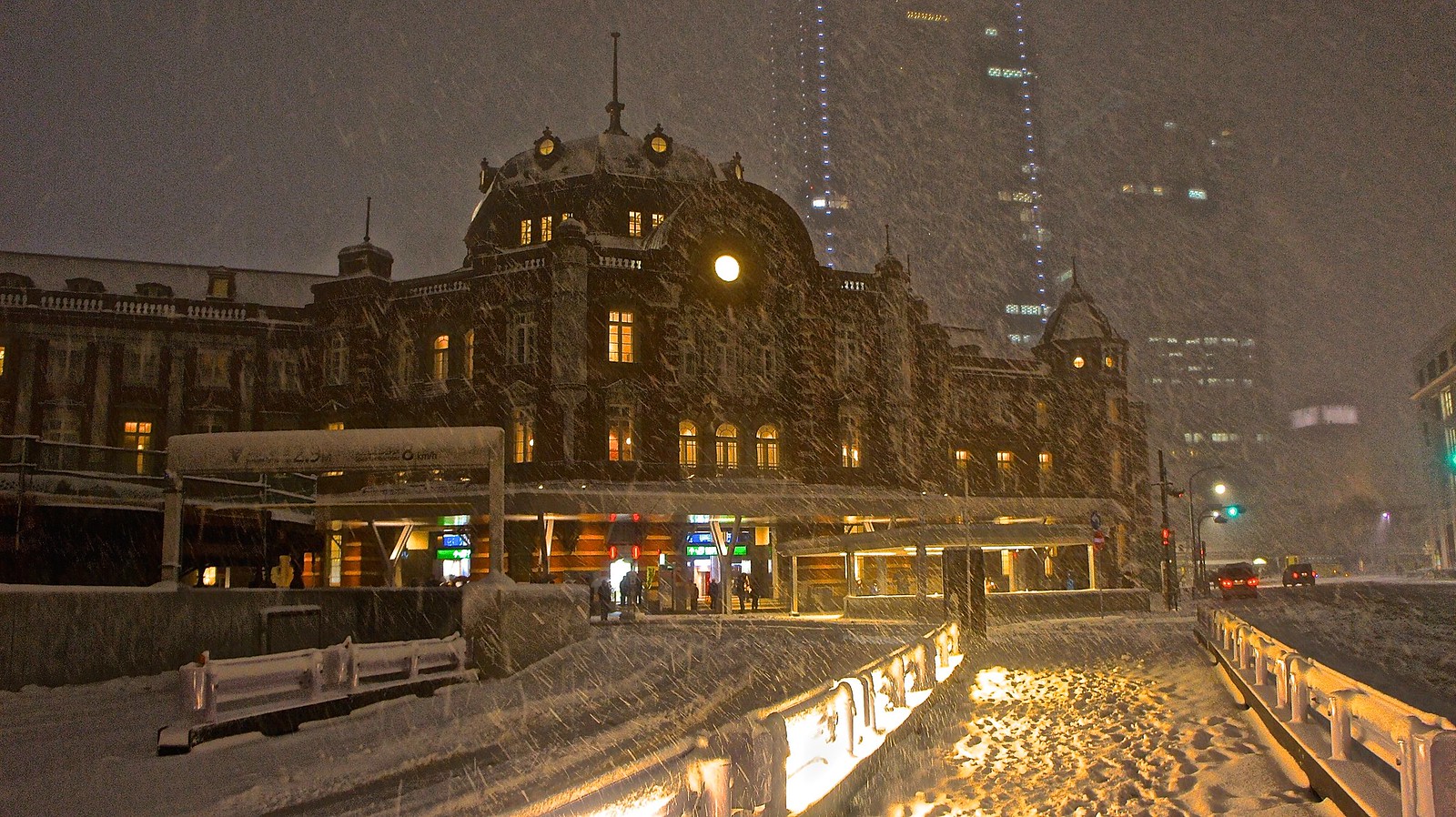 Tokyo Station in the snow