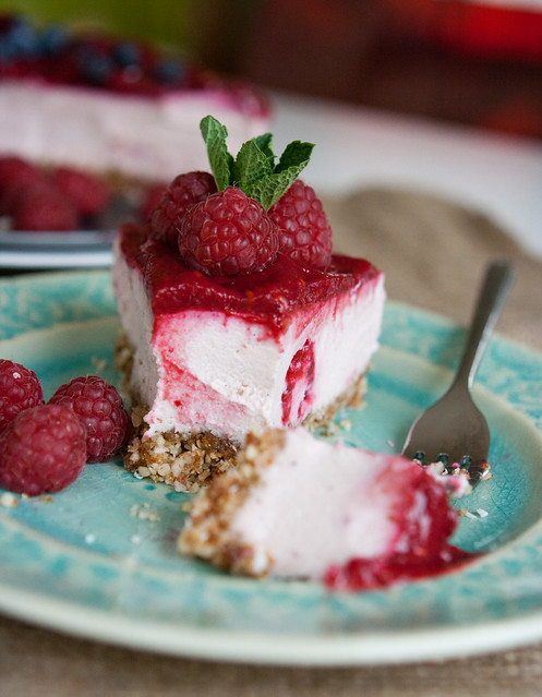 Raw Raspberry Cheesecake