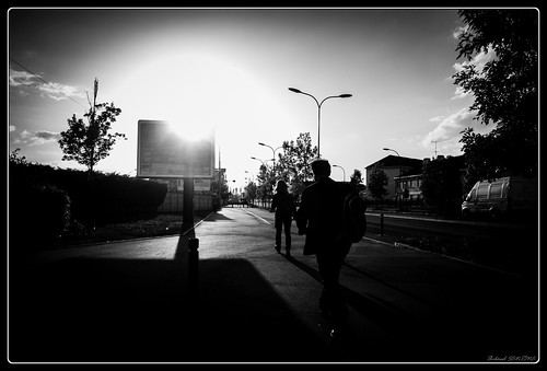 street shadow sun white black noir 95 rue blanc bezon