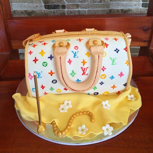 Handbag Cake by Jen Macatangay of Sweet Treats by Jen