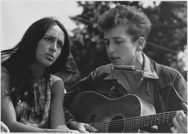 Bob Dylan and Joan Baez perform at March on Washington