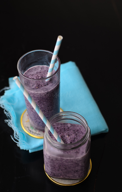 Blueberries Banana Oats Smoothie