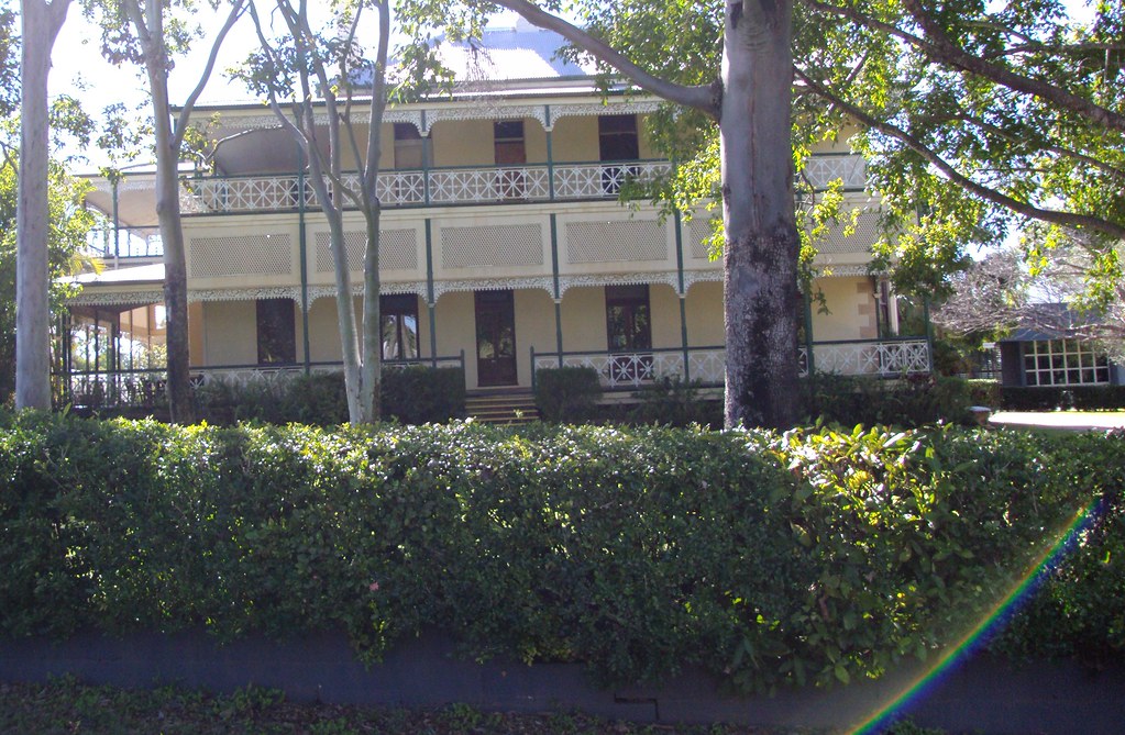 Thornburgh House. Built 1880s by a wealthy Charters Towers gold mine investor. Became a school in 1919.