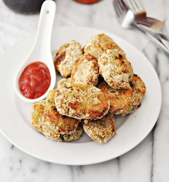 Baked Turkey & Pesto Nuggets | www.fussfreecooking.com