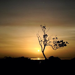 Salam dari Pantai Jeram :) #landscape #ig_landscape #ilovemalaysia #nationalgeographic #blackandwhite  #longexposure #sunrise_sunset_aroundworld #landscapestyles_ig #landscapestyles #sunsetsnipers #igmalaysia #gf_malaysia #faredshamsuddin  #ilovemalaysia