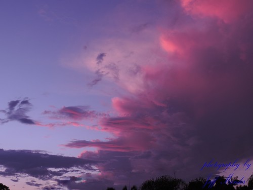 pink blue sunset red sky orange storm clouds nikon australia queensland bundaberg redsunset p520