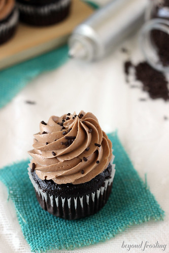 Whipped chocolate-peanut butter frosting