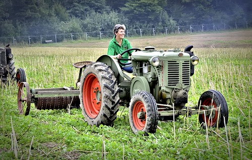 schweiz switzerland nikon traktor che aargau trekker nikonshooter nikkor18200mm nikonschweiz mörikenwildegg capturenx2 d5100 viewnx2