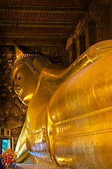 The Reclining Buddha in Wat Pho, Bangkok, Thailand
