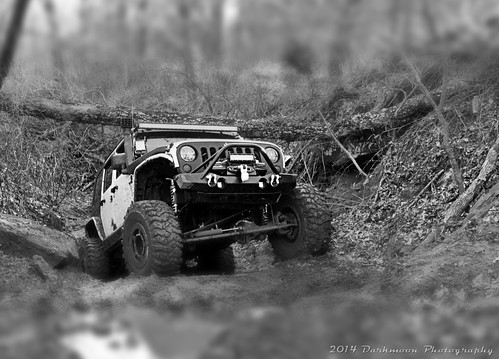 blackandwhite bw oklahoma creek fun interesting jeep offroad gimp dirty trail grin muddy jk darkmoon wrangler postprocessing tiltshifteffect thewaterfall reddirtjeeps