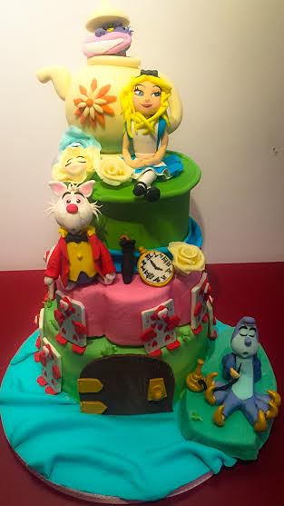 Alice in Wonderland Cake by Sabrina Placentino