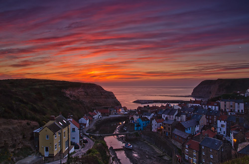sunrise spring nikon northsea filters hitech northyorkshire staithes 0609 gnd pd1001 d7000 pauldowning pauldowningphotography