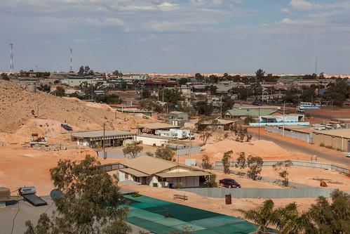 view desert australia outback southaustralia opals cooberpedy miningtown