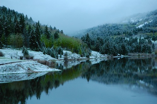 lake snow reflection spring colorado isabel