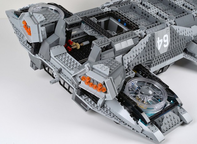 Review: 76042 SHIELD Helicarrier - 2 | Brickset: LEGO set guide and