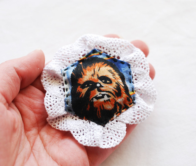 Chewy Pin