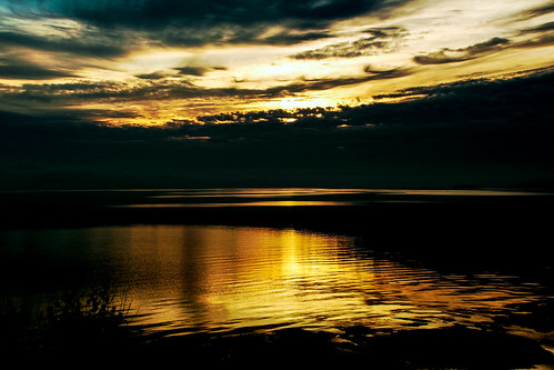 morning light sea seascape water clouds sunrise seashore tranquil