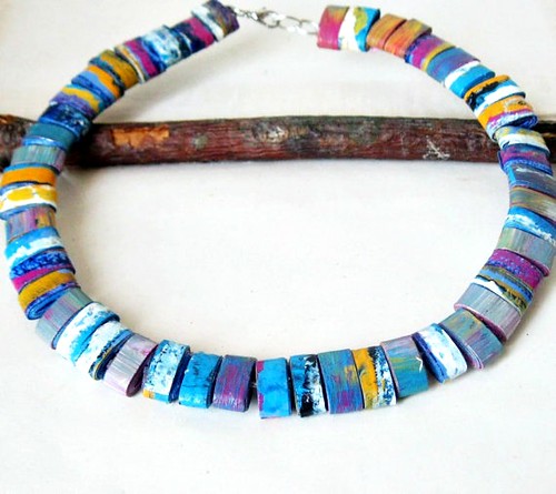 tribal-paper-bead-necklace