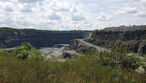 virginia hole pit mining va leesburg quarry iphone ashburn quarries loudoncounty luckstonequarry
