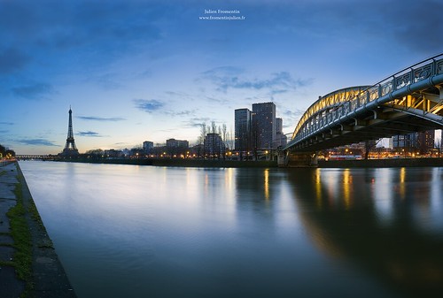 world city bridge light paris france tower art history monument seine digital photoshop sunrise canon french effects photography eos town photo europe long exposure flickr raw photographer tour view shot capital eiffeltower full toureiffel frame pont 5d bluehour manual capitale fullframe dslr ff dri hdr ville parisian francais città blending lightroom photographe effets 2014 1635 mark3 markiii parisien longexposur rouelle 1635mm photomatix fromentin fromus colocación cuida a7r traitements metabones fromus75 fromentinjulien canonef1635mmf4l canon1635mmf4liiusm