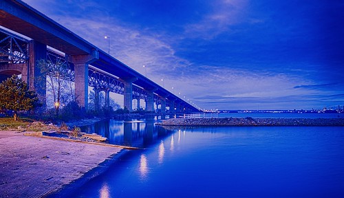 bridge ontario burlington hamilton perspective bluehour strung johnstrung
