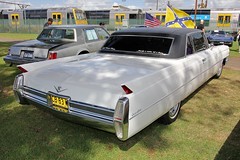 1964 Cadillac Coupe DeVille coupe