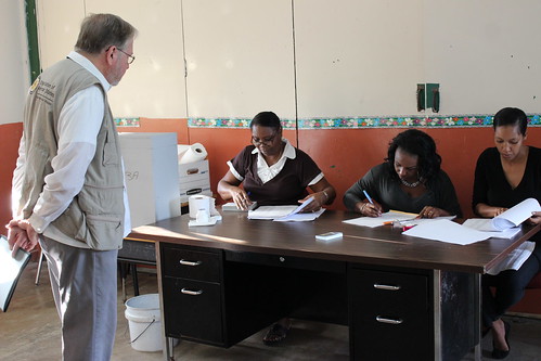 Misión Electoral de la OEA visita los 11 distritos electorales de St. Kitts y Nevis durante las Elecciones Generales