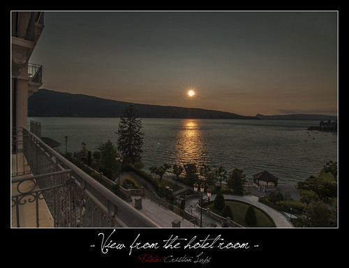 windows sunset lake france annecy fog breakfast sunrise landscape lago hotel reflex nikon tramonto alba acqua pesca francia cristian vacanza colazione albergo soggiorno lacdannecy lupi d90 annecylake menthonsaintbernard lagodannecy cristianlupi palacethementhon menthonsainbernard hotelpalacedementhon