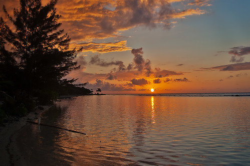 water clouds sunrise honduras caribbean roatan