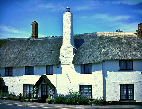 england history tourism architecture coast somerset tourist tourists architectural historic coastal historical thatch thatchedroof highstreet touristattraction listed thatched westcountry exmoor listedbuilding porlock thatchedcottage gradeii touristdestination mickyflick