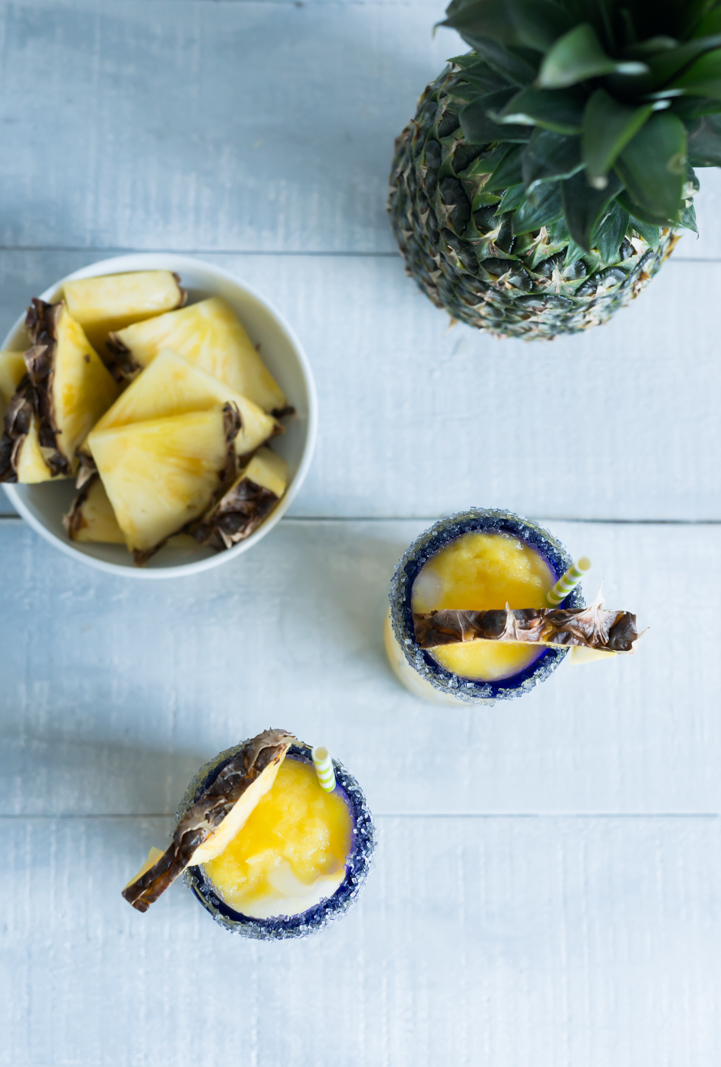 Vanilla Pineapple Margaritas #Vanillaweek www.pineappleandoconut.com
