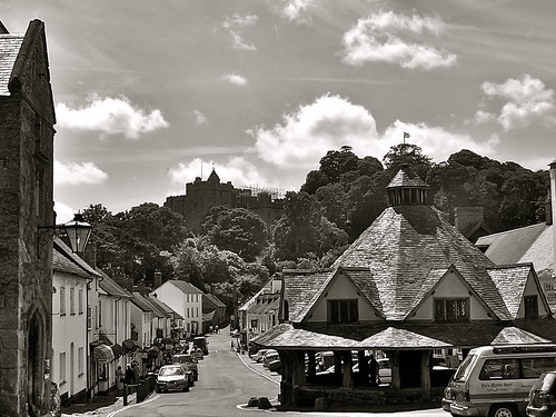england castle history tourism monochrome architecture somerset medieval tourists architectural historic historical highstreet touristattraction dunster mickyflick