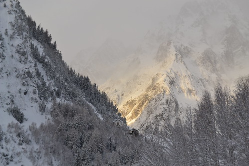 morning winter italy sun mountain snow fog sunrise monte courmayeur bianco
