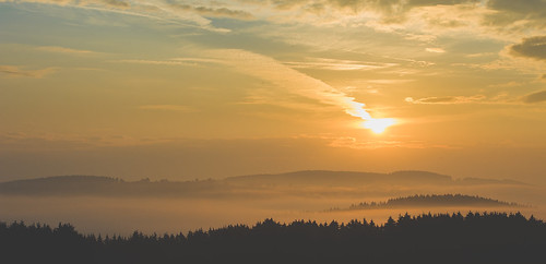 2011 aufnahmejahr deutschland erzgebirge fog geyer himmel jahreszeiten landscape landschaft nebel sachsen sonnenaufgang sunrise lichtundzeit motiv ort