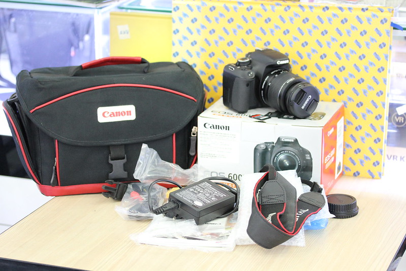 Bán Canon 600D, lens kit 18-55, và nhiều đồ linh tinh, bảo hành hãng 12 tháng - 4