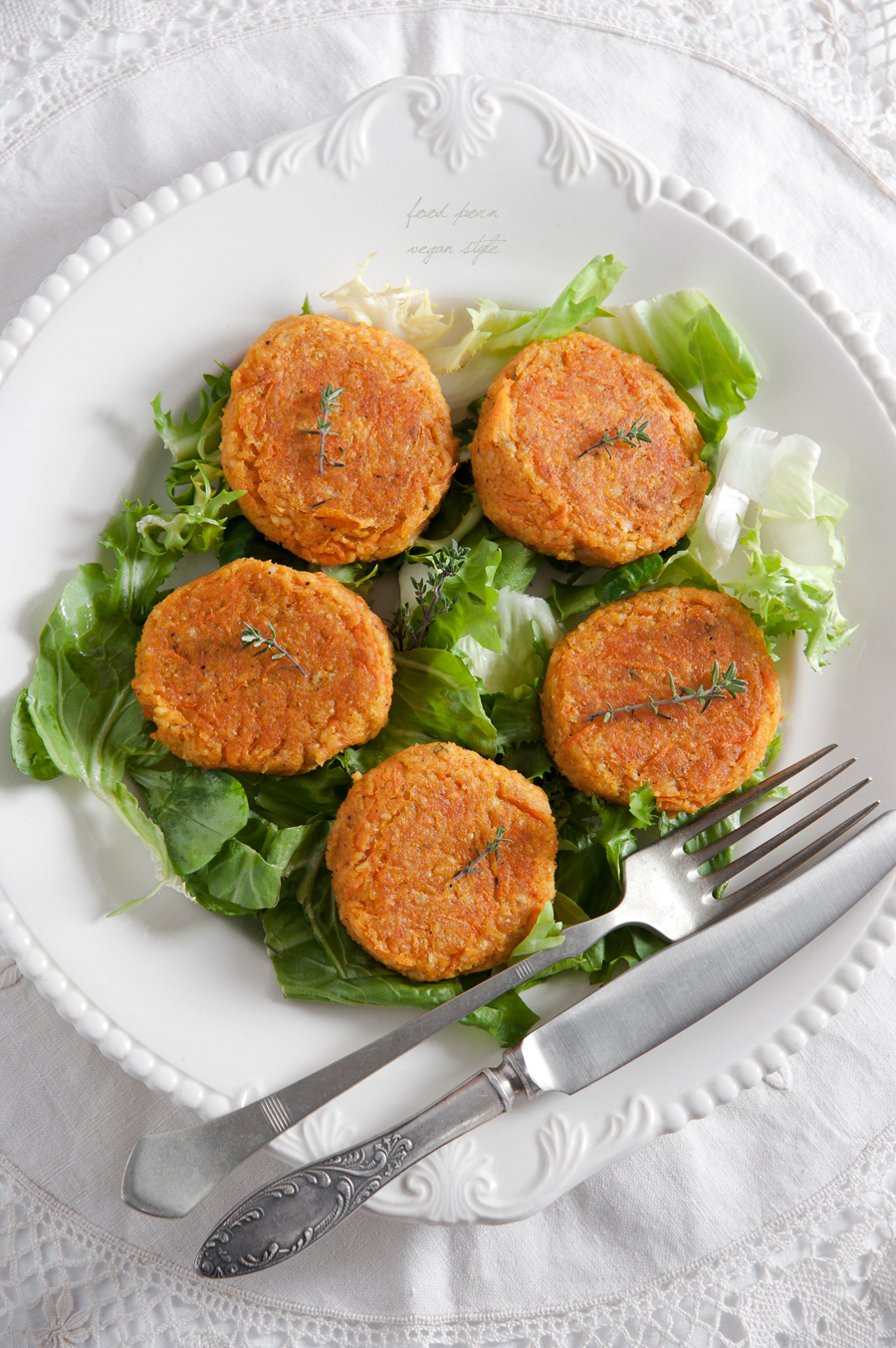 Aromatic vegan patties with carrot and millet