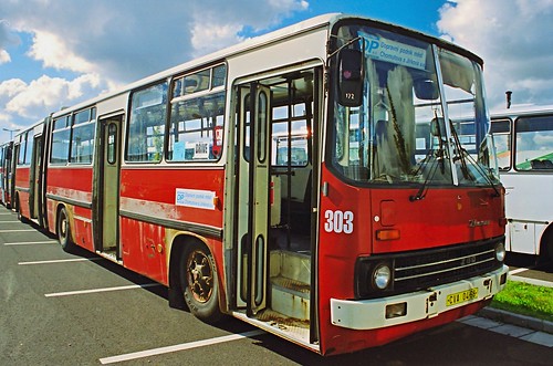 bus coach autobus ikarus chomutov