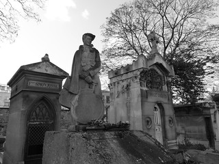 Fotografía del cementerio de Père-Lachaise en Paris
