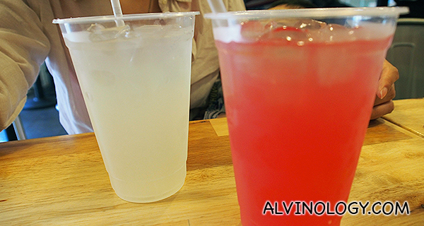 Lemonade and Strawberry Lemonade (S$4.50 each cup) 