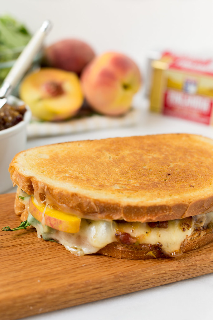 grilled swiss sandwich with peaches and bacon jam #sponsored #finlandiacheese #finlandiabutter