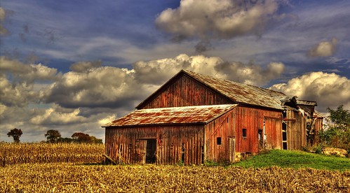 trees roof red sky field wisconsin clouds barn rural canon corn farm empty farming ruin harvest abandon fields yellows desolate derelict wi deserted hdr redbarn baraboo harvesting delapitated photomatix photomatixpro t2i