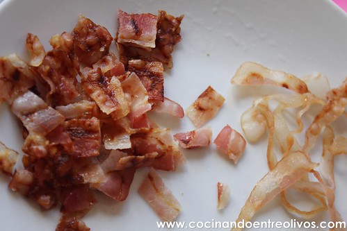 Guacamole con queso roquefort y bacon. www.cocinandoentreolivos (15)