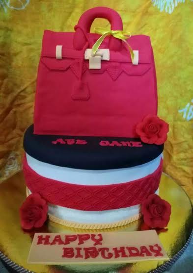 Beautiful Handbag Cake by Suzanne Tan Dionio