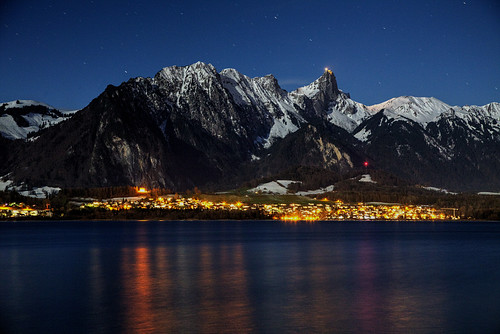 bern oberhofen schweiz suisse suiza svizzera swiss switzerland thun castle nightphotography winter