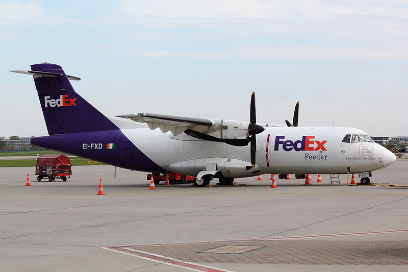 FedEx - AT42 - EI-FXD (1)