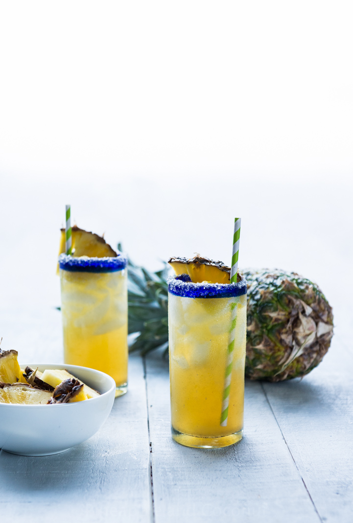 Vanilla Pineapple Margaritas #Vanillaweek www.pineappleandoconut.com