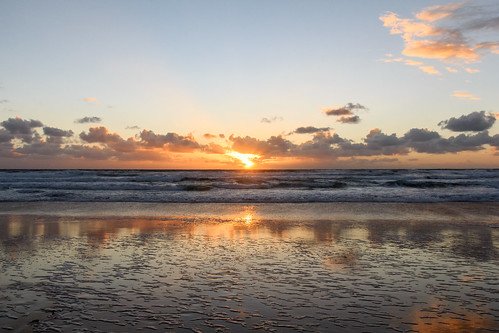 sunset sun beach water clouds coast waves australia victoria phillipisland scapes