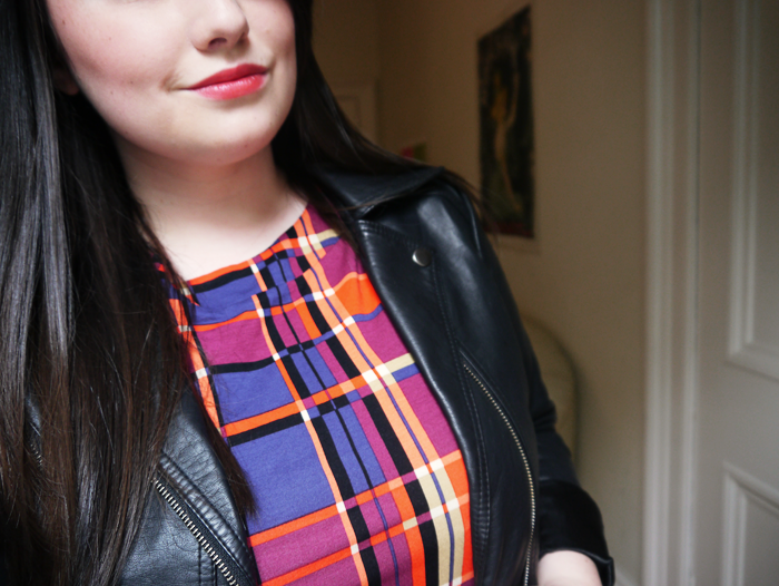 how to wear grunge plaid trend outfit 6