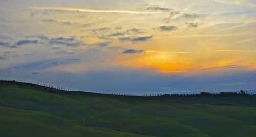sunset italy clouds landscape nikon italia tramonto nuvole hills tuscany crete cypress siena toscana tamron paesaggio colline cretesenesi asciano cipressi campagnatoscana d7100 nikond7100